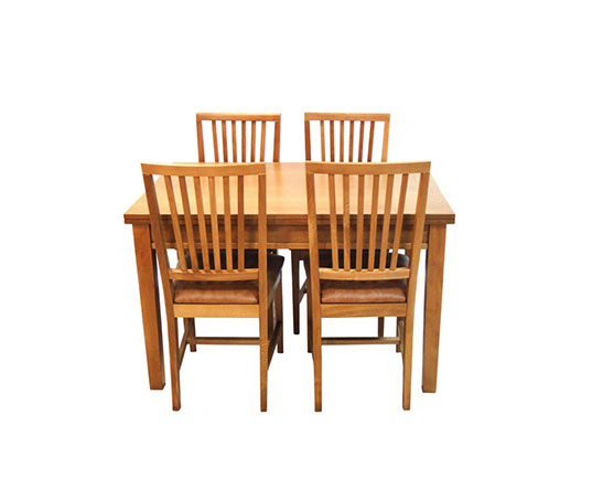 רהיטים שולחן מלכים פינת אוכל קומפלט למטבח