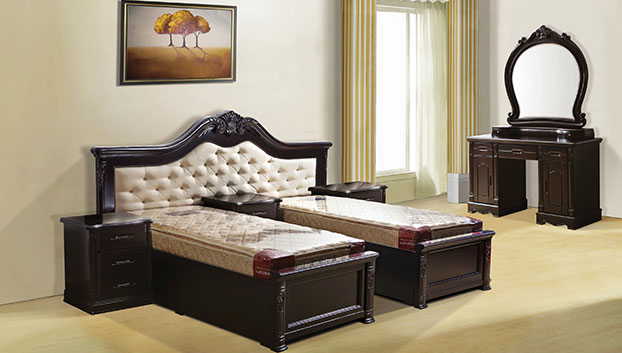 רהיטים שולחן מלכים חדרי שינה מעץ מרופדים
